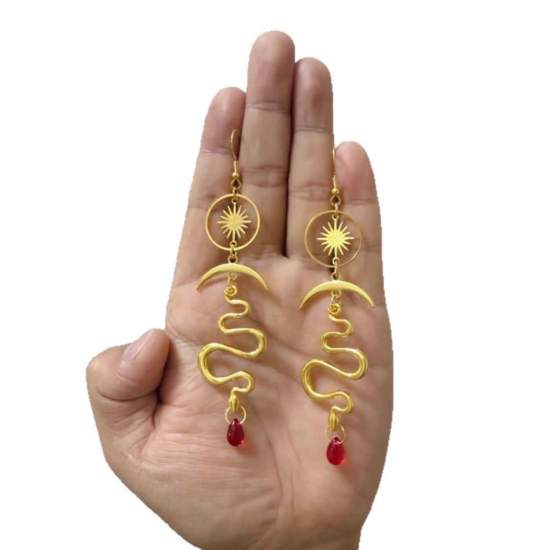Gotische Gold Schlangen & Halbmond Sonne Ohrringe