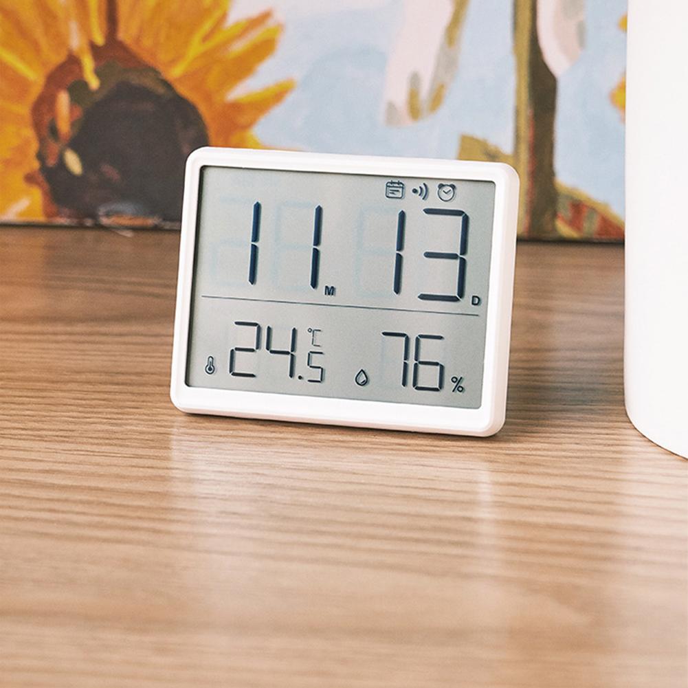 Multifunctional Alarm Clock with Temperature and Humidity Display Voice Control Backlight Snooze Function Easy Operation