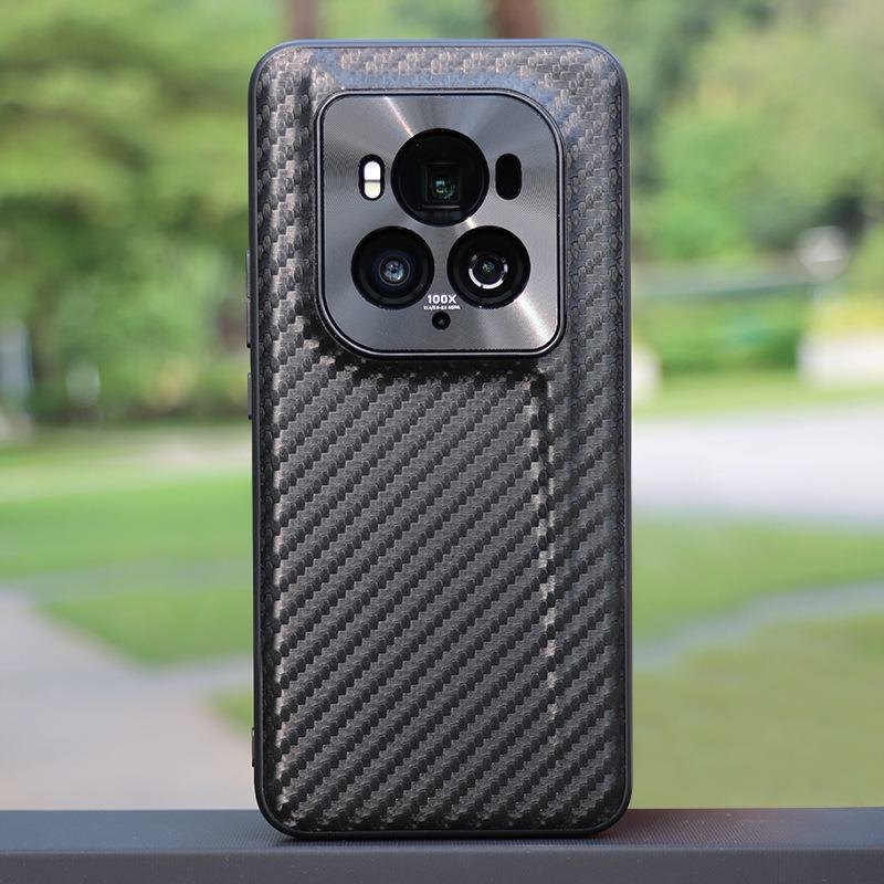 Honor Magic6 Ultimate Edition Kevlar Texture Leather Phone Case for Ultimate Protection In One Piece.