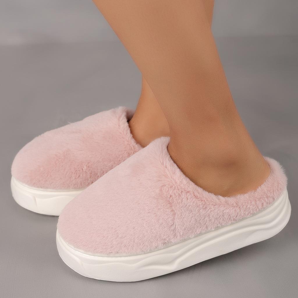 Plush Winter Slippers Soft & Cozy Women's Slippers Indoor/Outdoor House Shoes with Non-Slip EVA Sole, Warm Slip-On Design for Home & Casual Wear