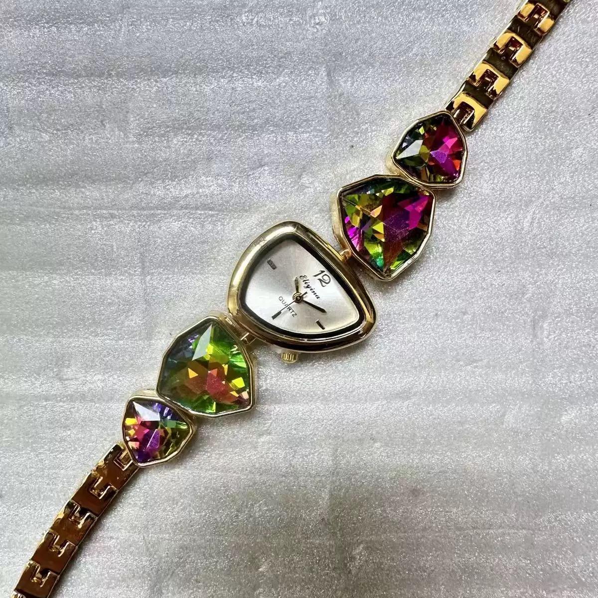 Niche Luxury Irregular-Shaped Women s Watch, Colorful Large Diamond Design Bracelet Watch, Versatile Casual New Women s Watch цветной