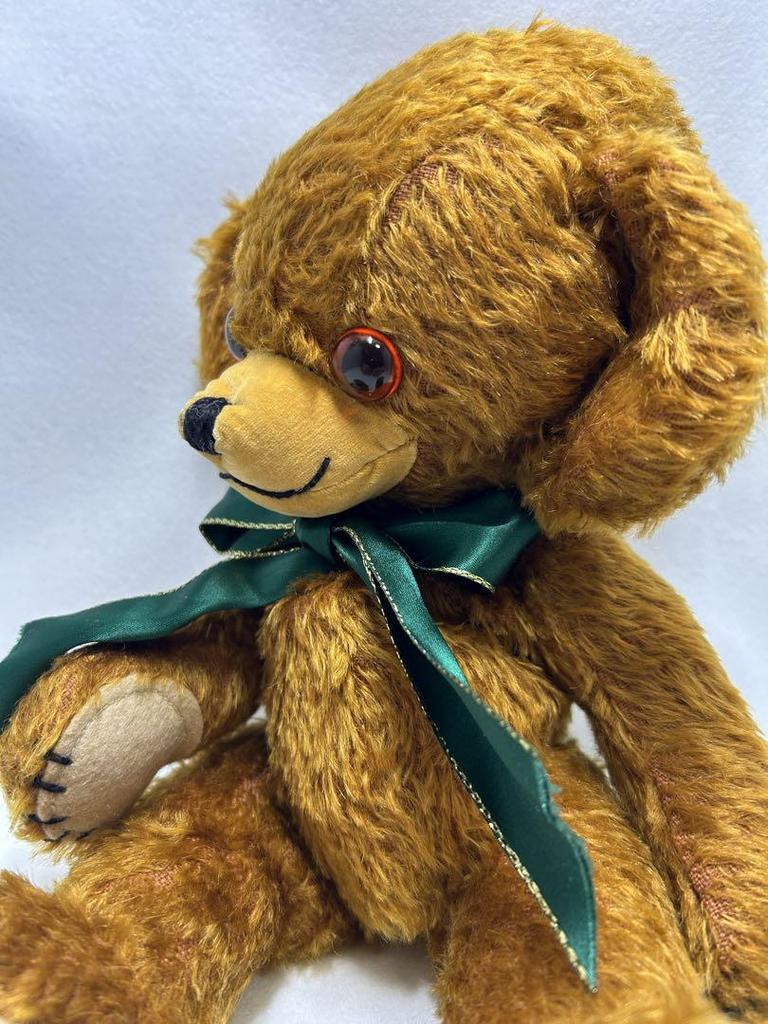 [USED] Cheeky Full of Beans 15-inch Merrythought Teddy Bear