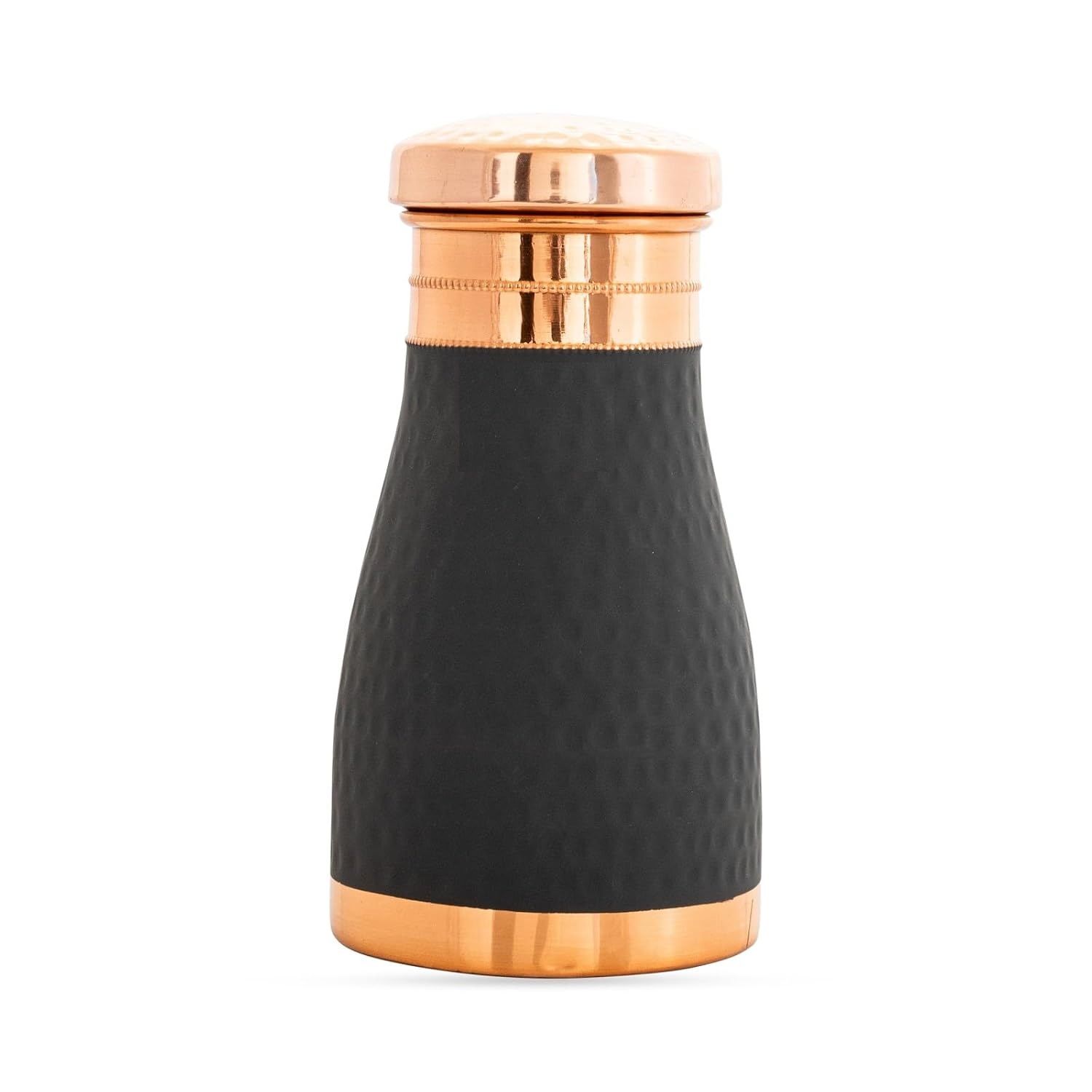 

Бутылка для спальни из чистой меди со встроенным стеклом, отделка «серый шелк», кованый дизайн - для напитков и хранения, объем 900 мл