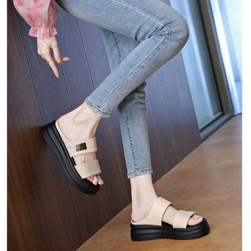 Fashion Fashion with thick soles wearing sheepskin women's slippers 2025 summer new leather slippers women's platform shoes