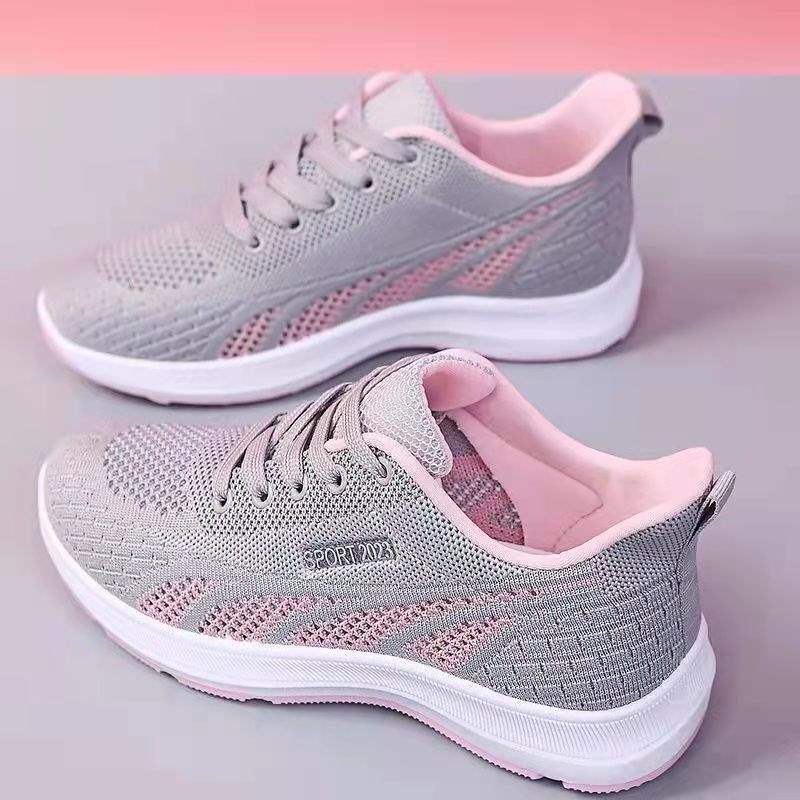 2025 spring new fly-woven mesh sports shoes women's casual non-slip soft-soled mother lightweight travel running shoes