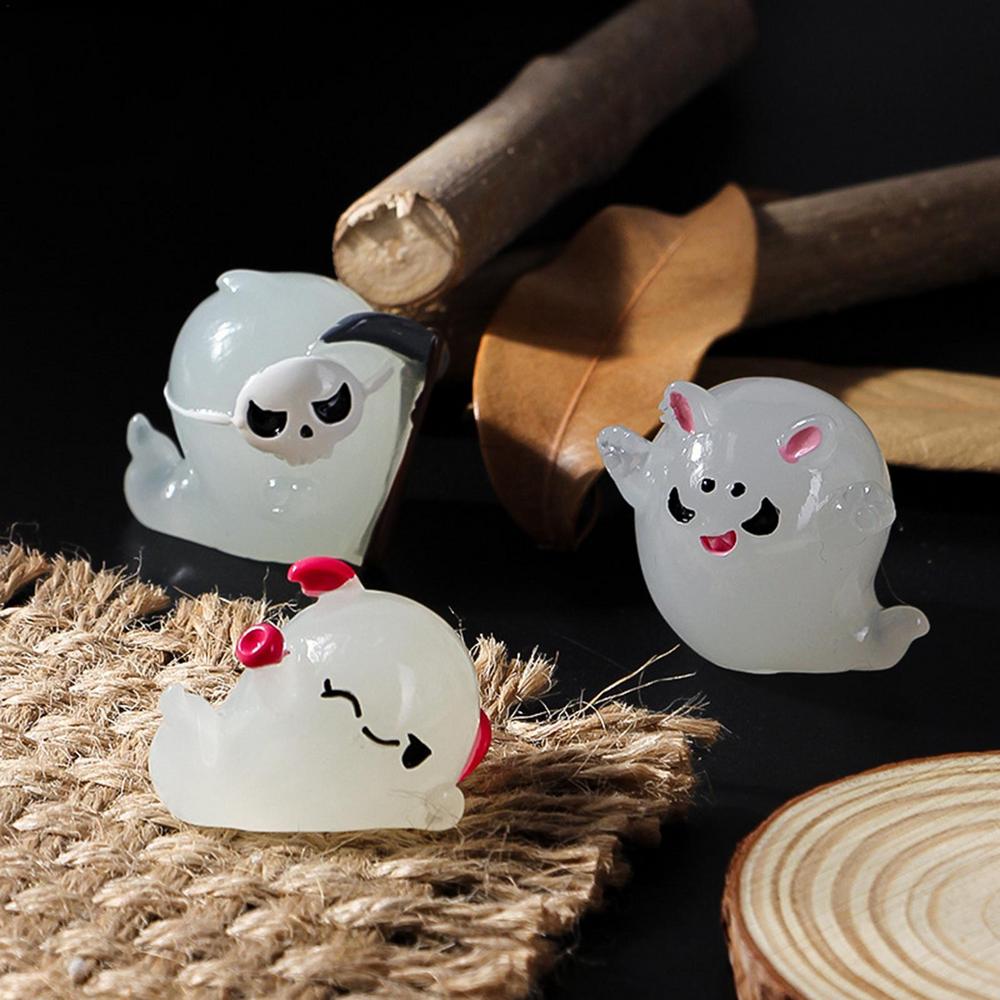 Halloween Miniature Figurines Set Of 7 Halloween Sculpture Glow In The Dark Cute Home Decor Classic Resin Ghost Pumpkin Witch