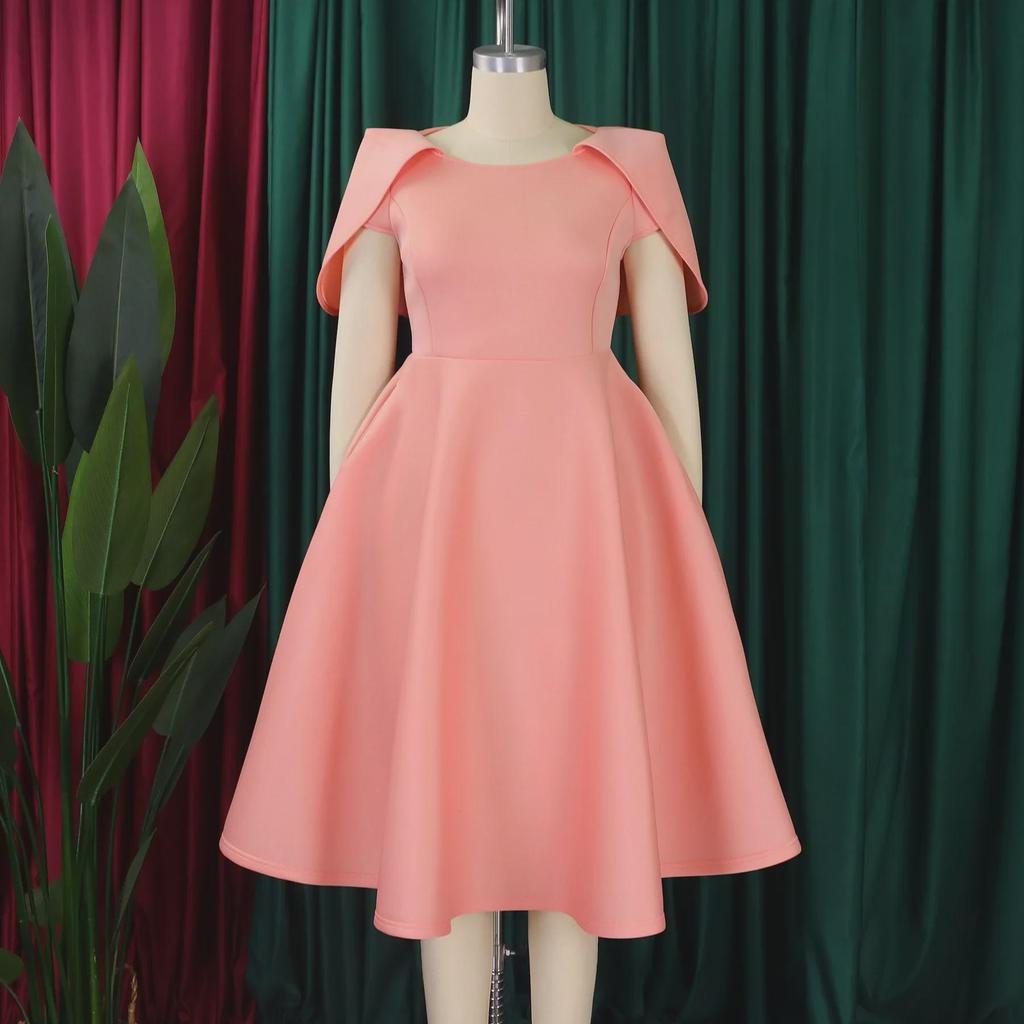 Rochie elegantă și nouă la modă, cu pelerină, pentru banchet sau petrecere