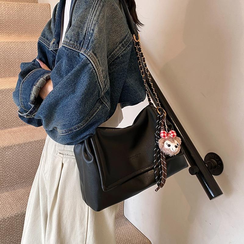 Summer retro large-capacity bag women's new versatile soft leather tote bag premium chain shoulder messenger bag