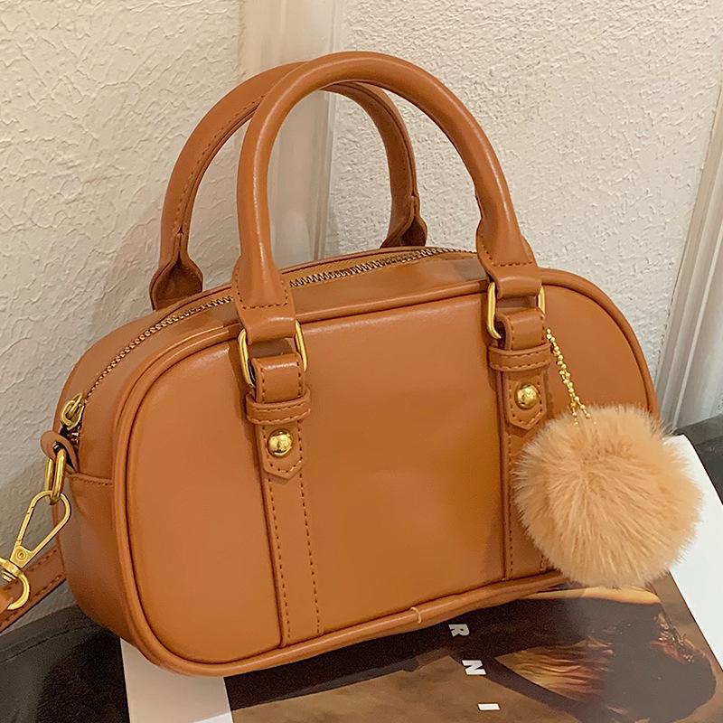 

Women s High end and Versatile Niche Women s Shiny Face Single Shoulder Crossbody Bag