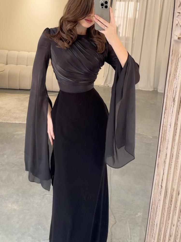 Elegant  Maxi Dress with Bell Sleeves and Side Slits Women's Formal Evening Gown
