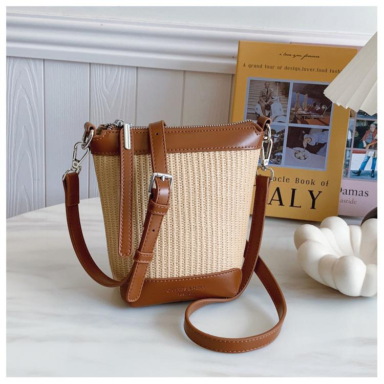 Fashion straw woven bag women's new trend woven shoulder messenger women's bag beach casual bucket bag