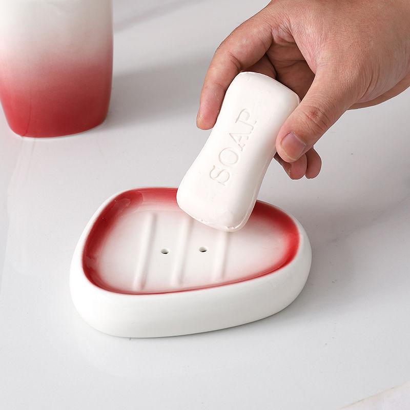 Gradient Red Ceramic Lotion Bottle Hotel Bathroom Toiletry Set Toothbrush Holder Mouthwash Cup Soap Dish Ceramic Soap Dispenser