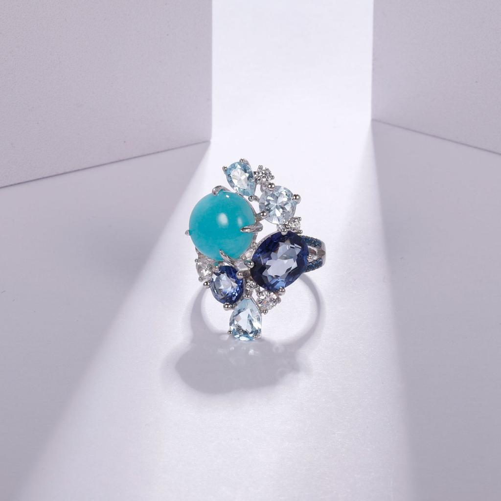 Originální designový prsten s luxusním drahokamem. Banketní zápalka se špičkovým prstenem z přírodního amazonitu vykládaným stříbrem 925.