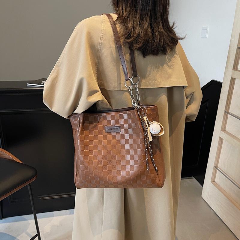 One-shoulder big bag for women 2025 new large-capacity tote bag, college student class commuting bag