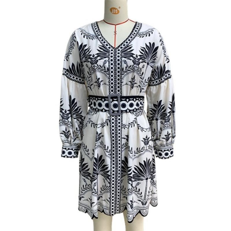 Spring and Autumn New Women's Fashion Printed Beach Loose Short Dress