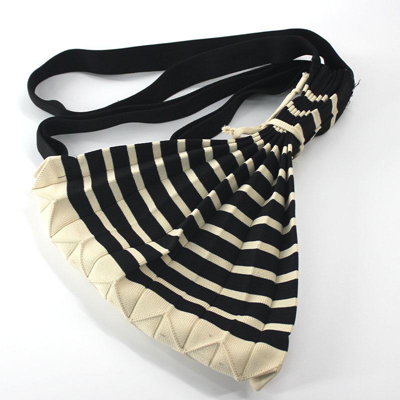 

Компактная женская вязаная сумка-мессенджер - складная сумка для поездок на работу и телефонов 34x33 cm