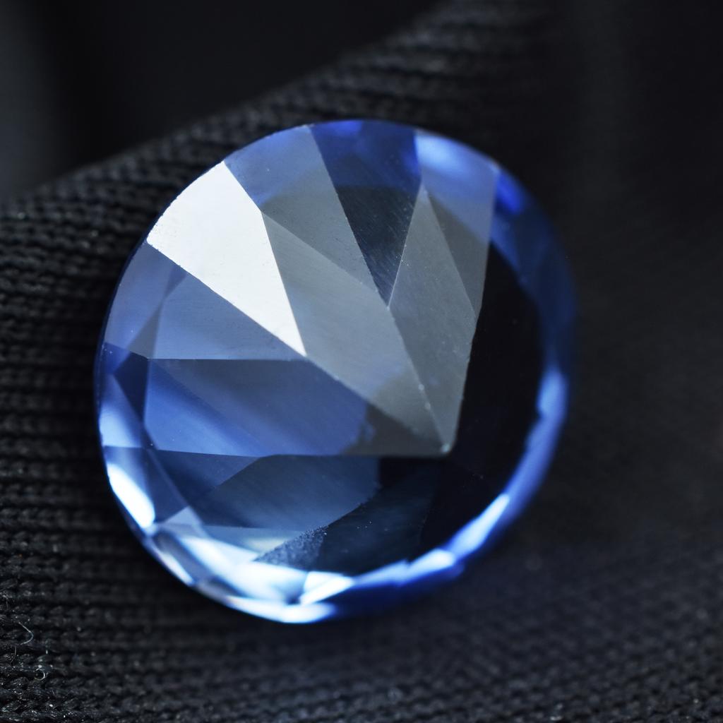 Natural Blue Tanzanite Loose Gemstone Round Cut 9.52 ct for Jewelry Making and Gem Collections