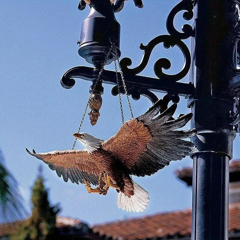 1pcs Eagle Wall Sculpture Resin Animal Hanging Ornament Eagle For Garden Home Decor Craft Gifts Figurines Small Eagle Flying
