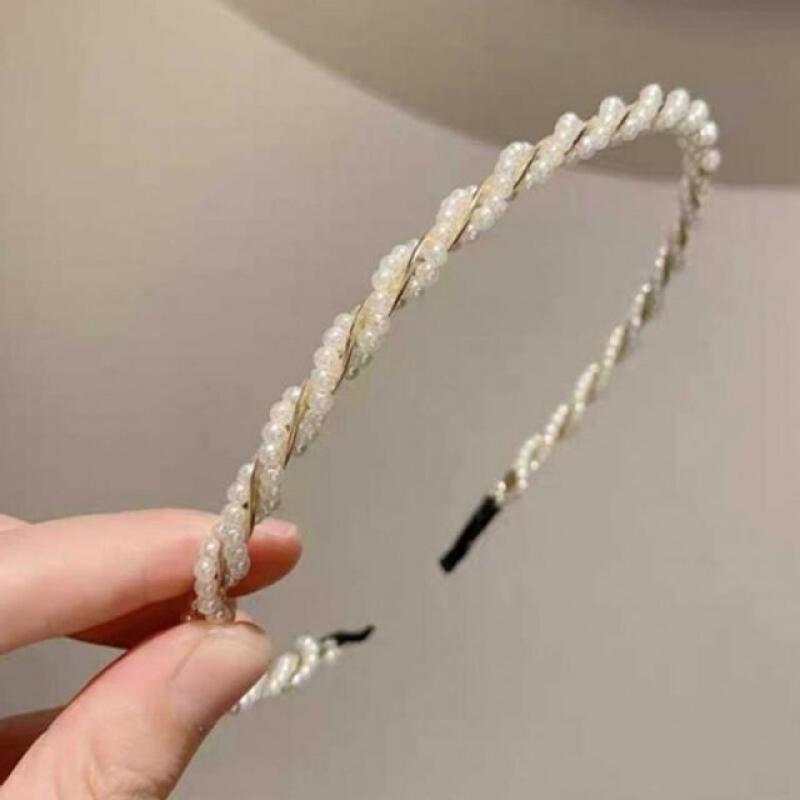 Lovely Pearl Twist Headband