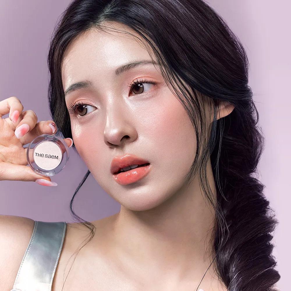 the SAEM Saemmul Single Shadow 1.6g (32 Colors) [MATTE] WH01 Whipped White