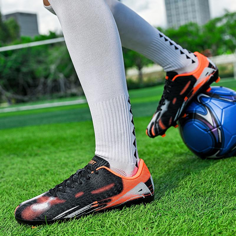 Professional Soccer Shoes Men Anti-slip Training Breathable Lace-up New Football Boots Wear-resistant Comfortable Men Sports