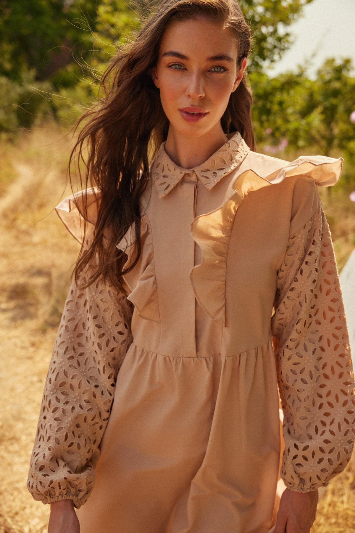 

Платье - Бежевый - А-силуэт