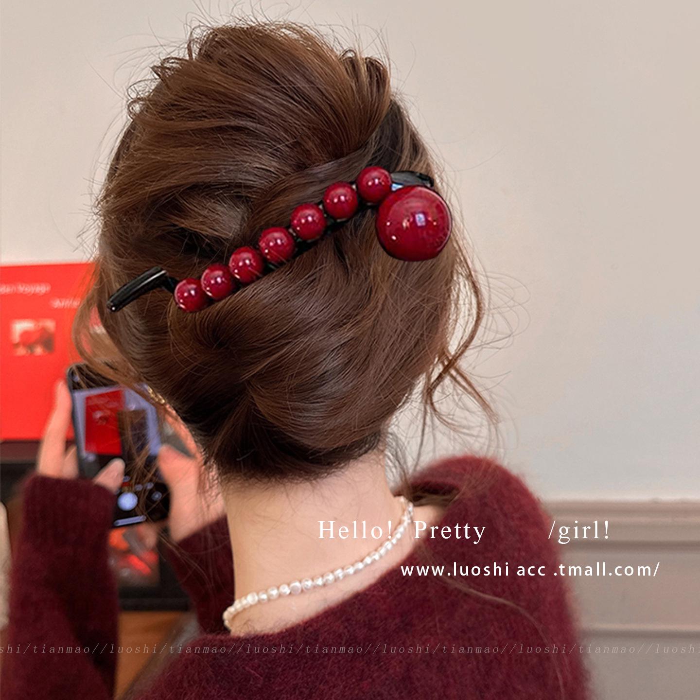 Red Duckbill Hair Clip for Women: Large, New 2025 Twist Style, Autumn/Winter Clip for Head