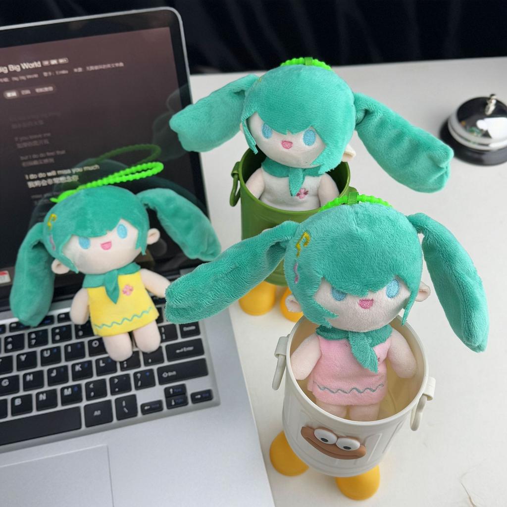 Cute Miku Hatsune Doll Plush Toy Keychain Pendant Cartoon Bag Charm Soft Stuffed Animal Figure Anime Character Accessories For