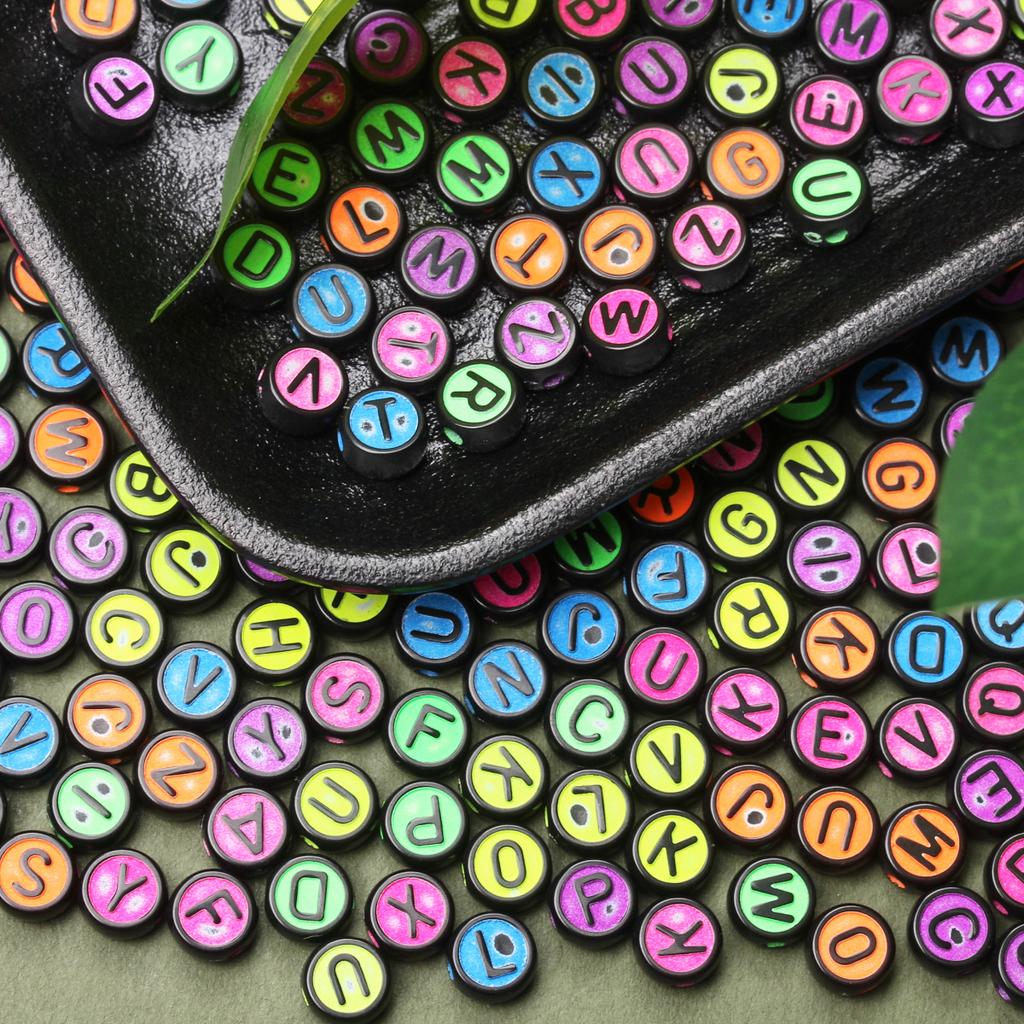 100pcs 7mm Letter Loose Acrylic Colored Round Beads Fashion For Jewelry Making Diy Necklace Bracelet Keychain Beaded Material Jewelry Accessory