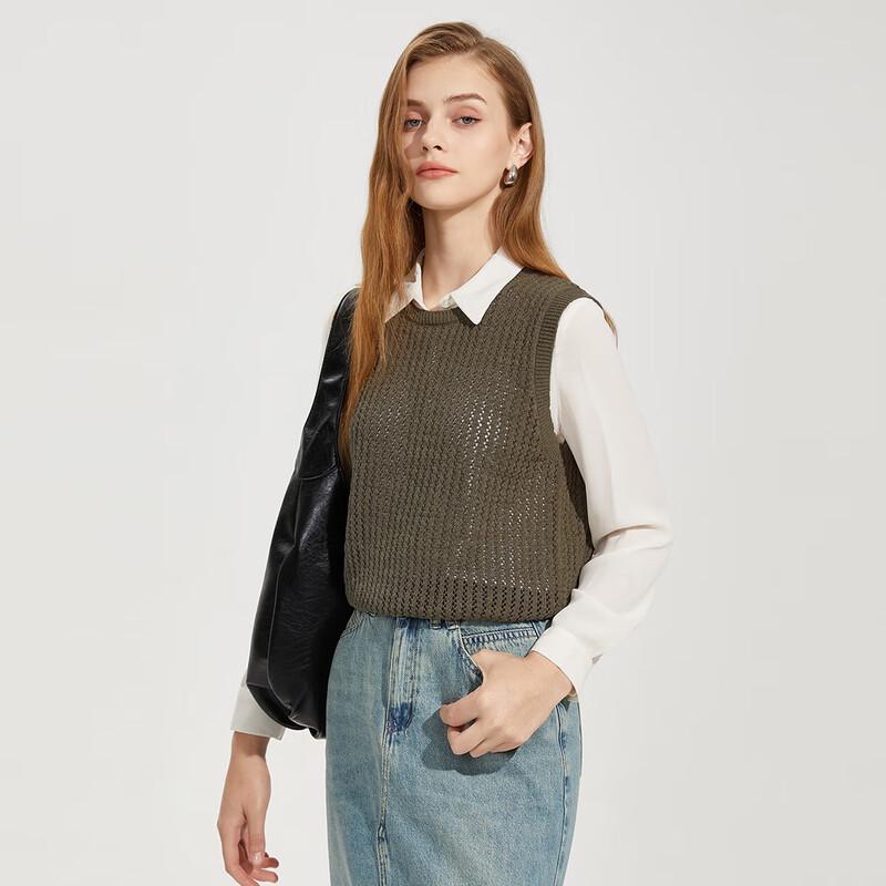 

Women s Round Neck Solid Vest M