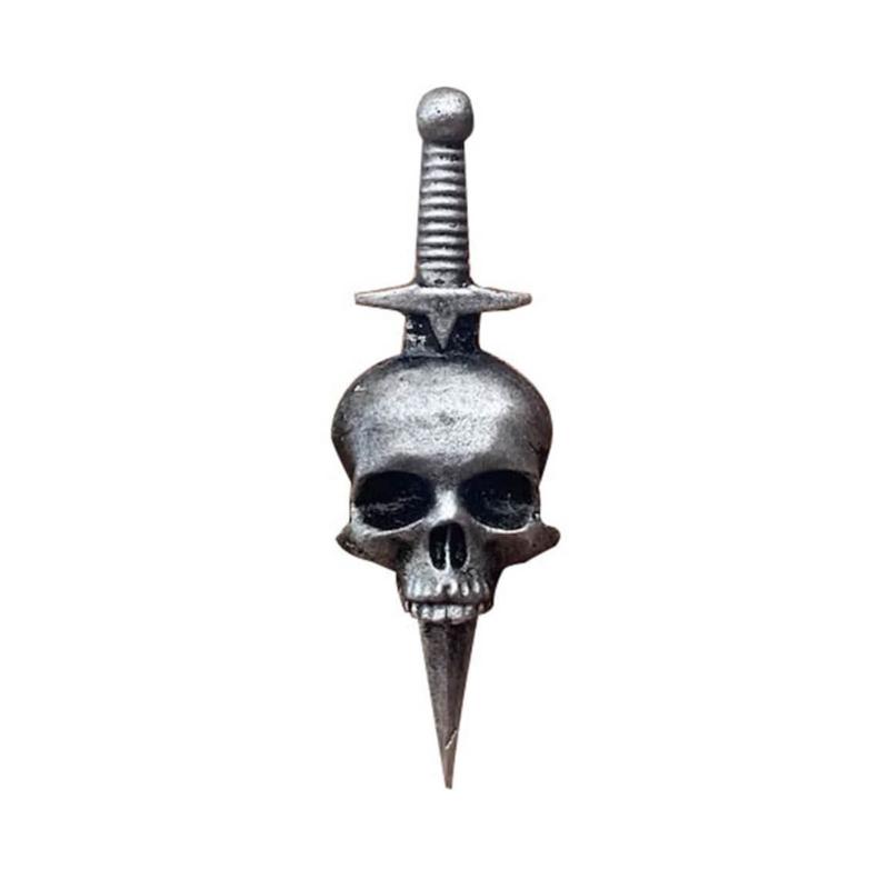 Retro Skull Daggers Cross Sword Brooch Gothic Horror Skeleton Badge Lapel Pins Statement Metal Brooches Gift for Boys