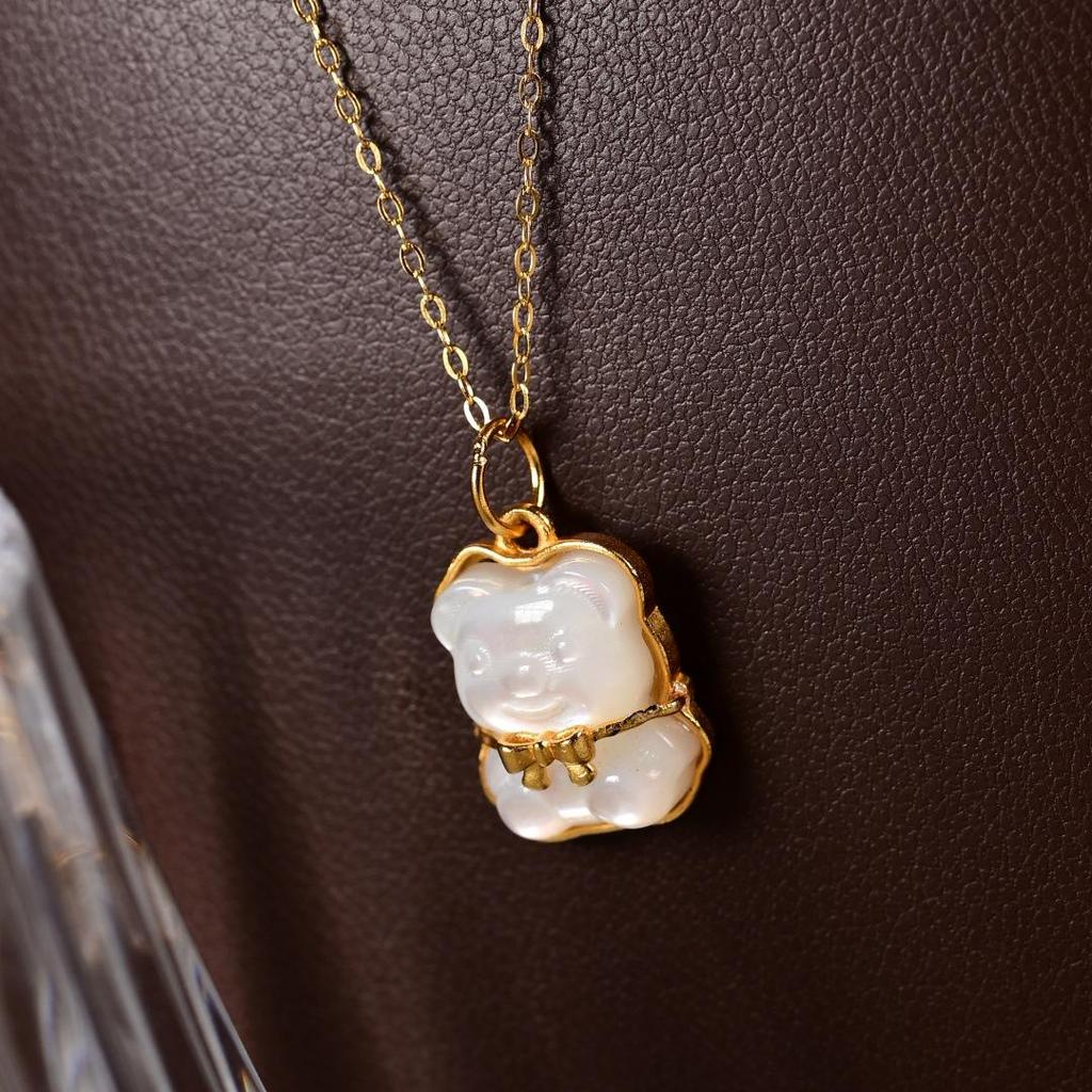Elegant S925 Sterling Silver Bear Pendant Necklace with White Mother-of-Pearl, Cute and Versatile Design, Light Luxury Clavicle Chain
