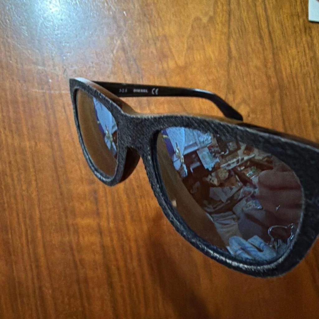 Used DIESEL Children's Sunglasses Black/Mint with Case