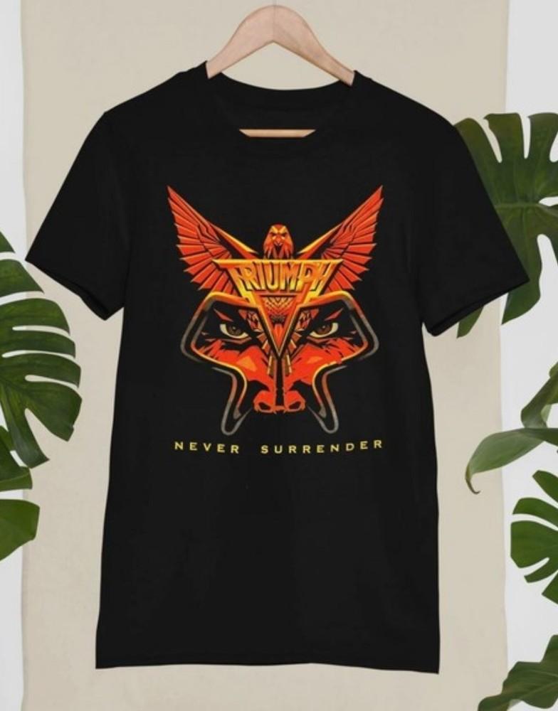 Triumph BAND Never Surrender černé tričko s krátkým rukávem Všechny velikosti