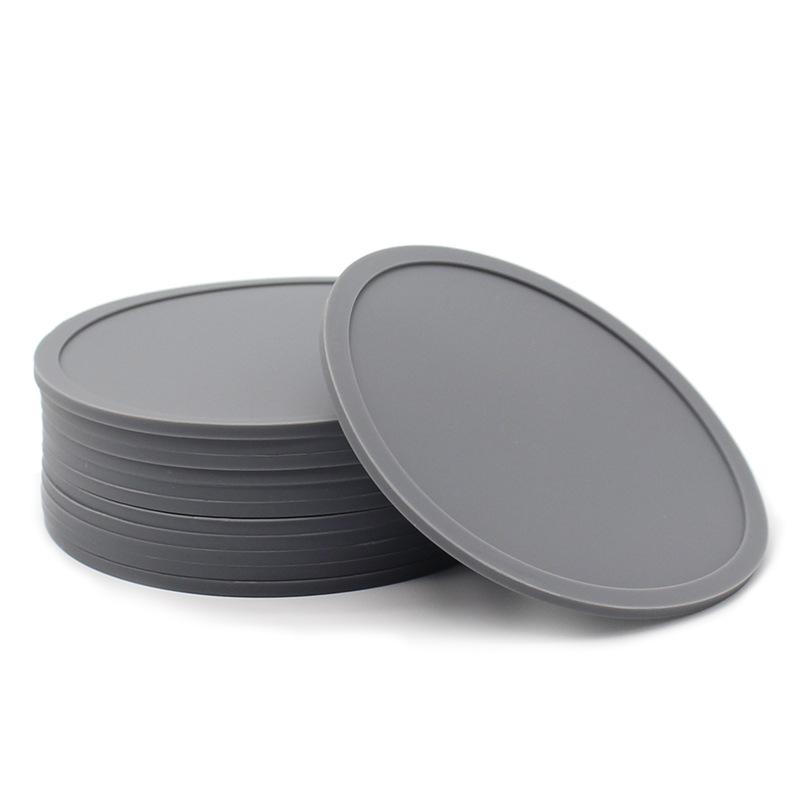 

Round Non-slip Silicone Coaster - 10cm Heat-resistant, Drip-proof, Customizable Logo for Water and Coffee Cups.