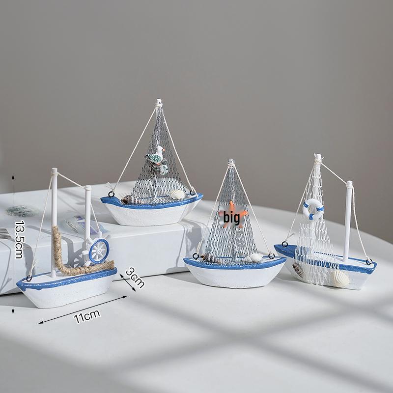 

Mediterranean-Style Wooden Sailboat Figurines - Small Decorative Handicraft Ornaments