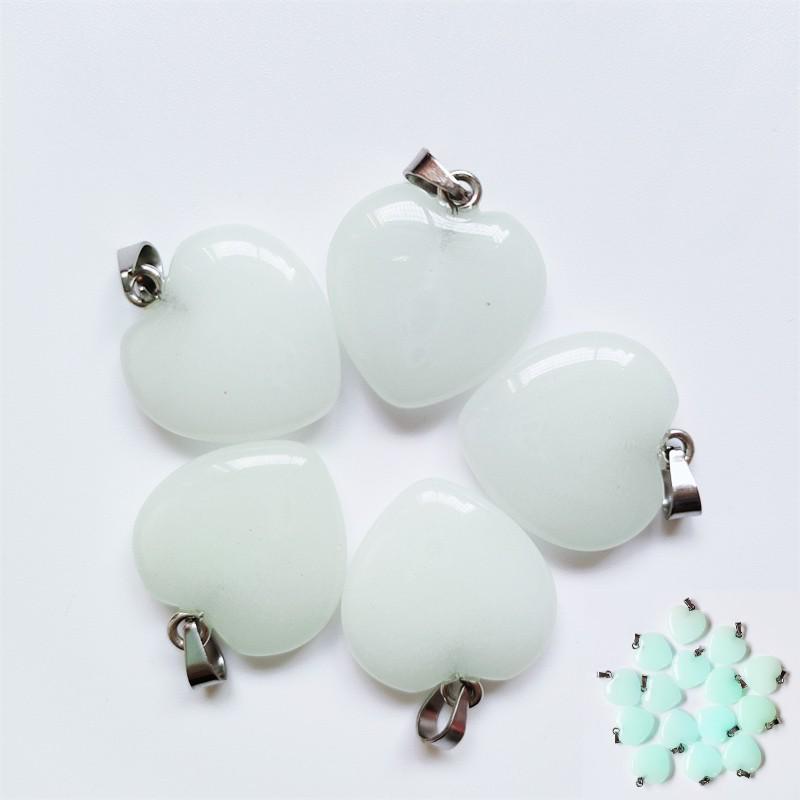 Heart-Shaped Natural Agate Pendant Necklace - 20mm Crystal Stone