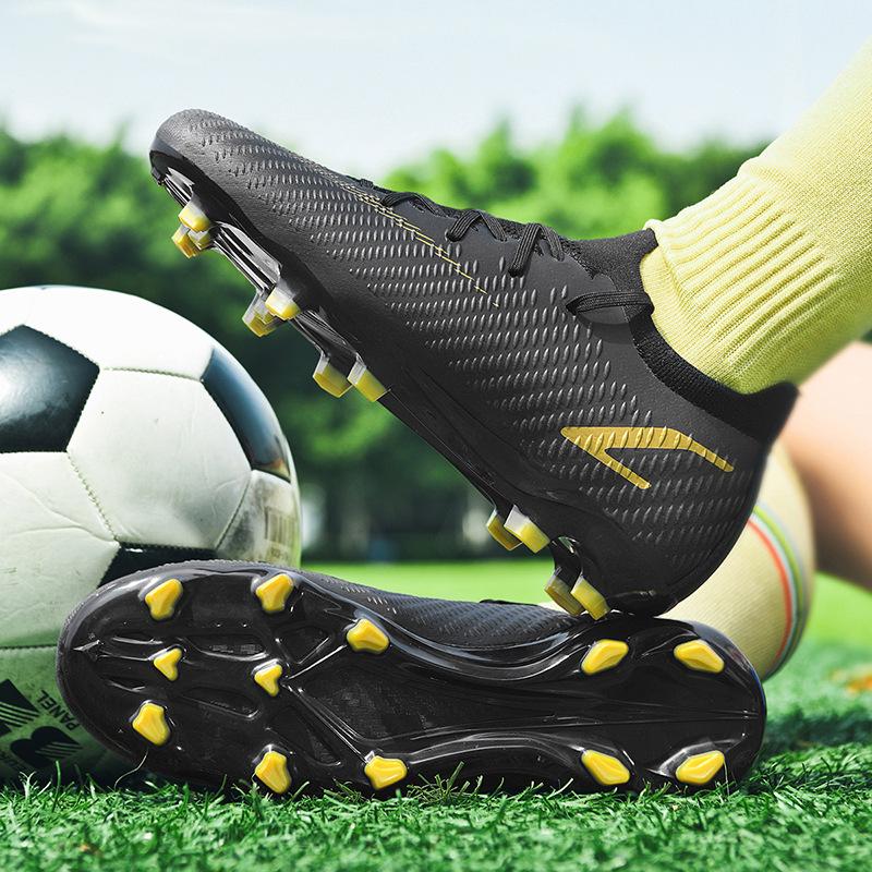 

Football shoes men s medium top long broken nails student children boys training Amazon Xiyin football shoes 35