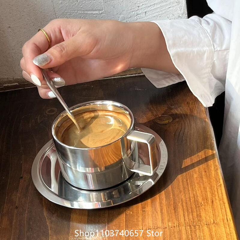 1 Set Kaffeetasse Untertasse Löffel Retro Edelstahl leichter Luxus Kaffee Milch Tassen Tablett Teller Löffel