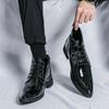 Vysoce kvalitní trendy šněrovací pohodlné vysoké špičaté kožené boty pro muže lakované lesklé módní kotníkové boty