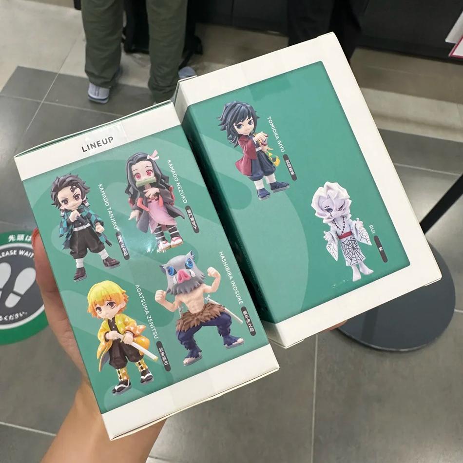 Demon Slayer Tanjiro Kamado Nezuko Anime Cartoon Figure Blind Box Creative Personalized Statue Model Ornament Surprise Gift Box