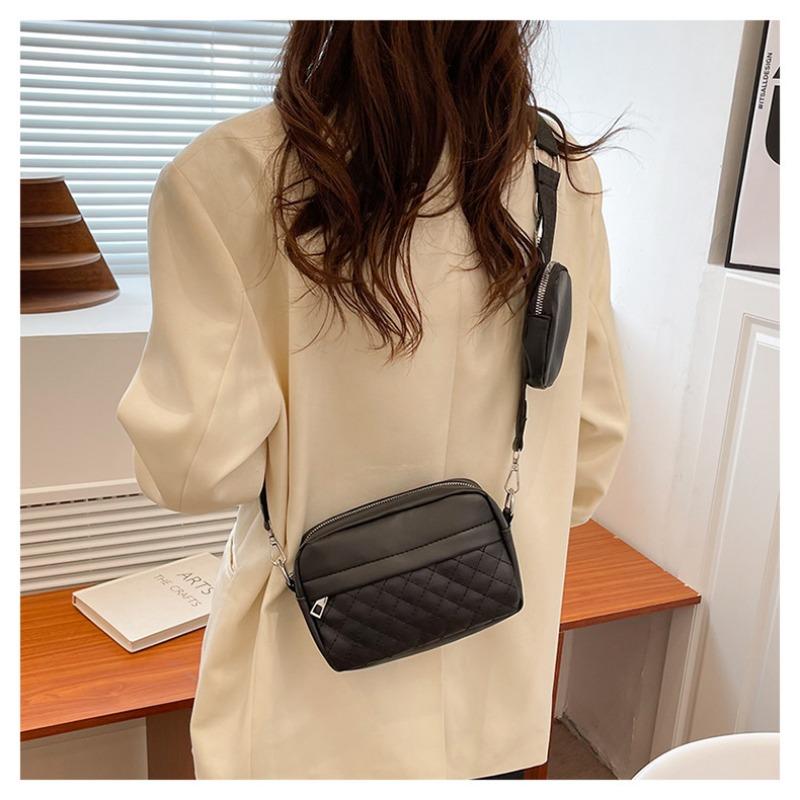 Neue Damen Umhängetasche PU Weiche Lederstruktur Bestickte Rautensteppung Crossbody Bag Große Kapazität Lässige Mini Square Bag Geldbörse