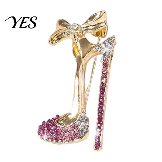 Sparkling Brooch Pin Pin, High Heels Bow Shape Lapel with Statement Rhinestones, Women Badge for Suits Coats Bags Accessories