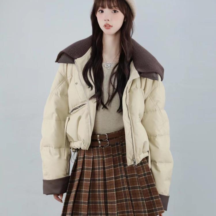 Winter European knitted lapel short down jacket women's winter protein leather splicing knitted white duck down jacket tide