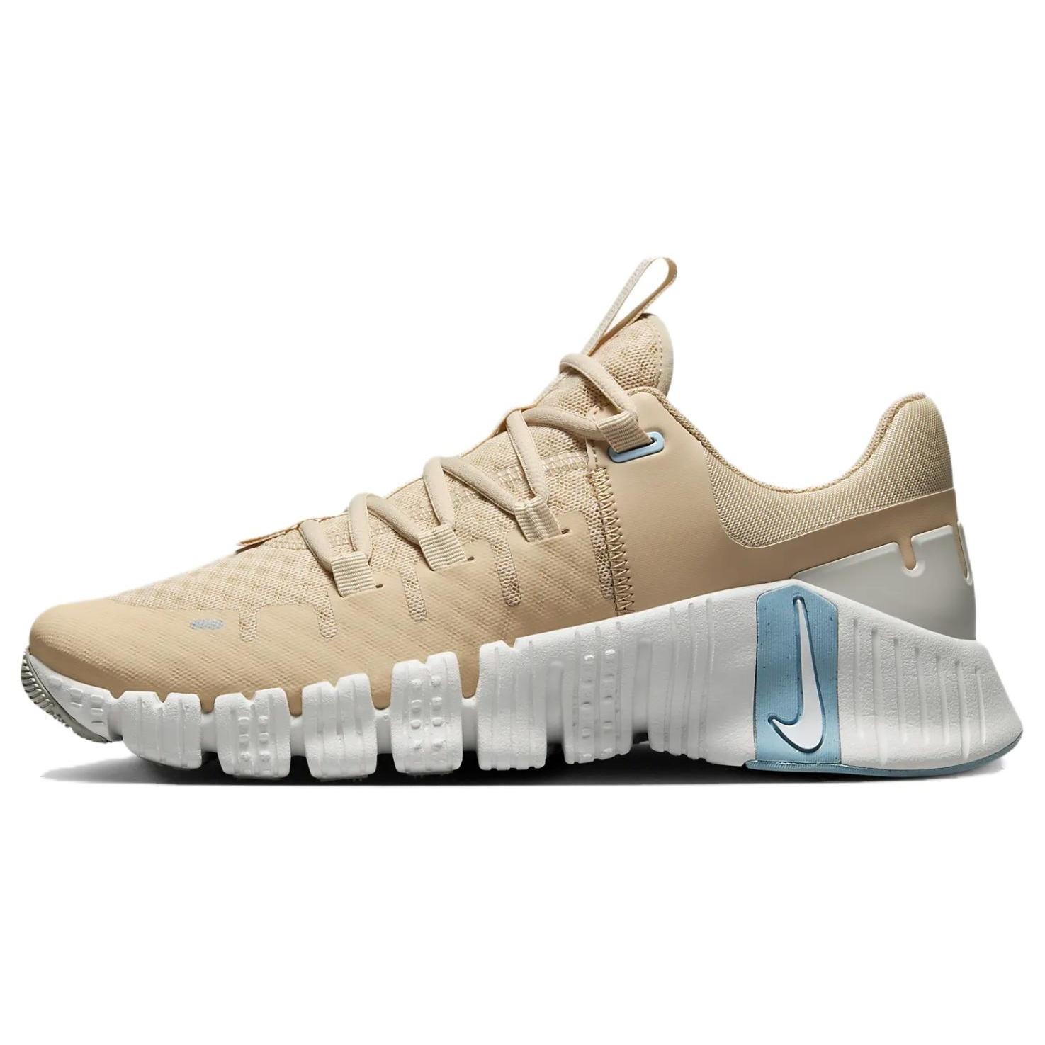 (WMNS) Nike Free Metcon 5  Sanddrift  Women s DV3950-105 EU 40.5