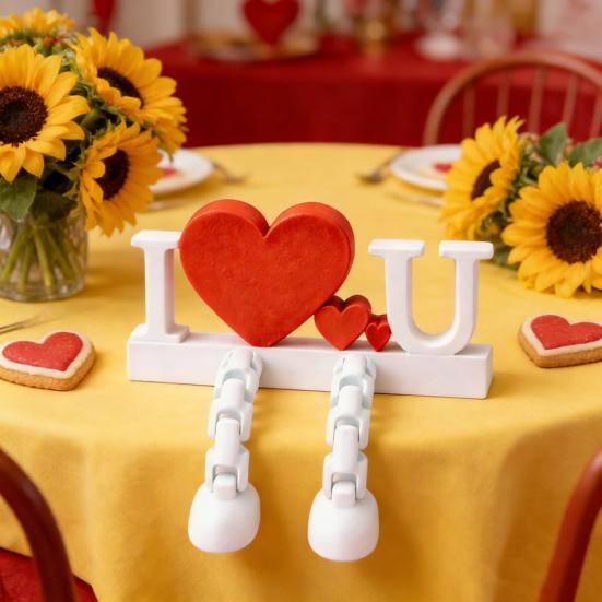 I Love U Figurine with Articulated Legs Movable Joints Love Heart Fidget Toy Wedding Party Desktop Decoration Ornament Valentine's Day Romantic Gift