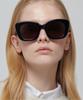 Seupeulingseuteulingseu Butterfly Shape Sunglasses Page 74 [Black]