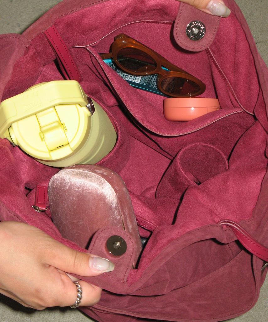 Pote 0007 Layered Pouch Hobo Bag_Suede Plum
