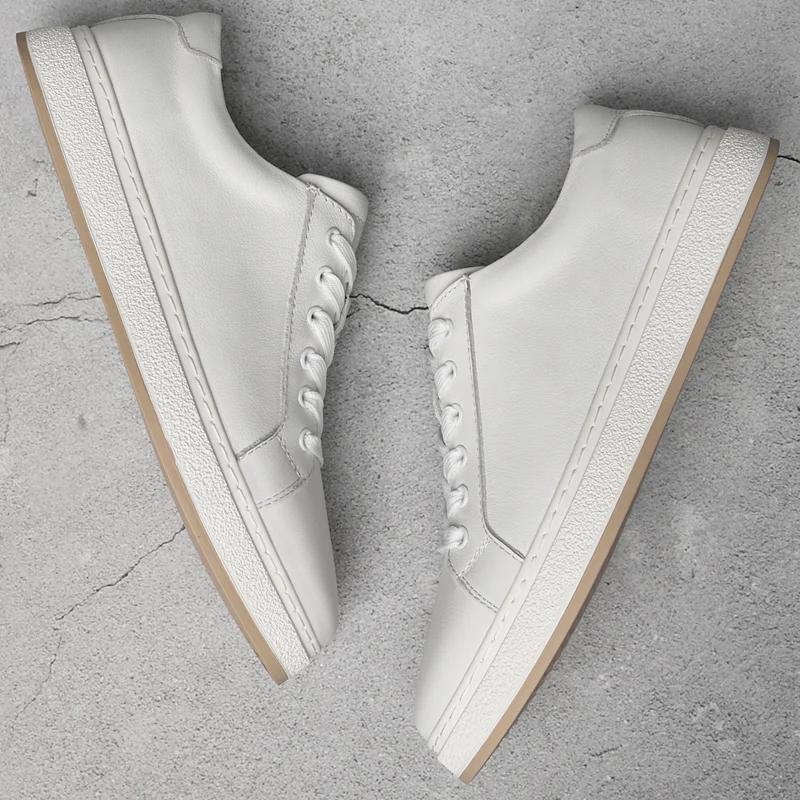 Fashion New Men's Shoes Brand Classic Casual Genuine Leather Soft Walking Men Sneaker Shoes White Black RunningTrendy Sneakers for Men