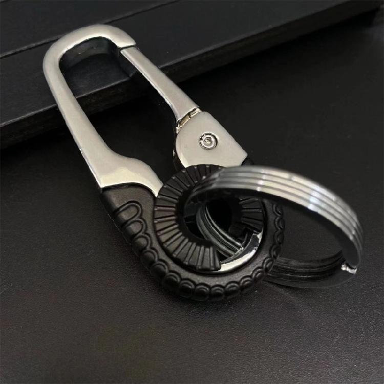 Men Keychain Hook Double Rings Carabiner Keychain Accessory Keyring Part Perfect for Outdoor Climbing and Fishing